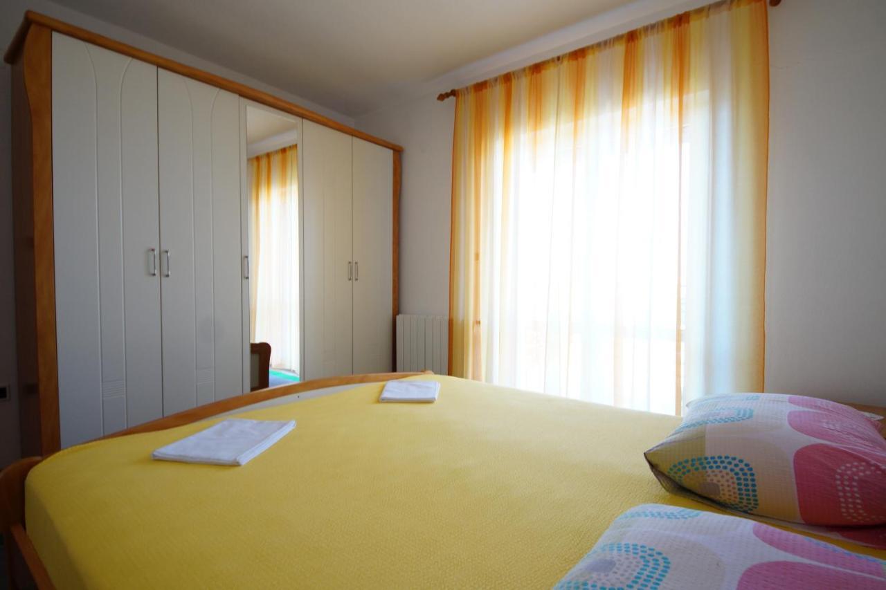In Apartment セニ エクステリア 写真